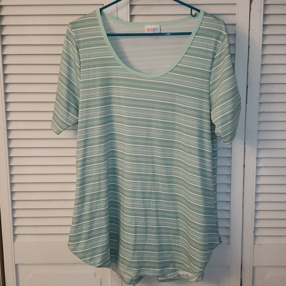 Lularoe Morgan top NWOT